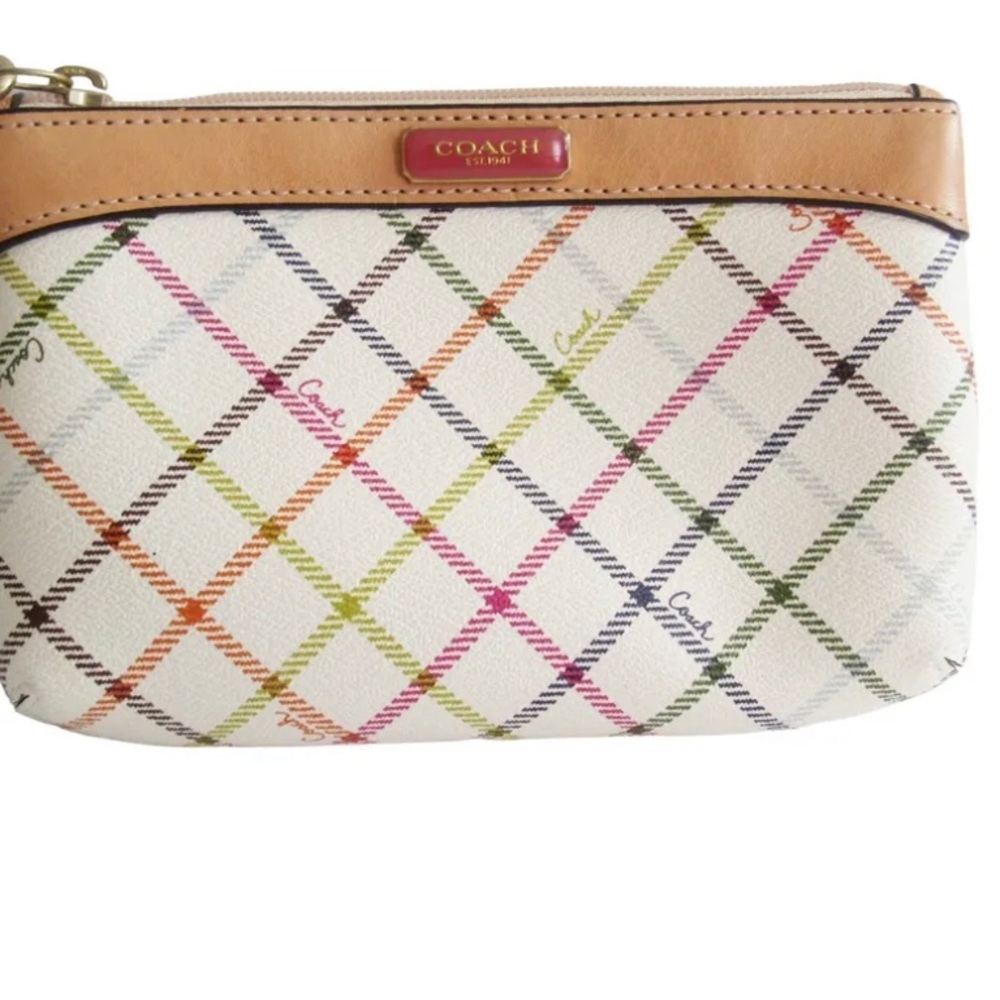 Brand New Coach Tattersall Wristlet